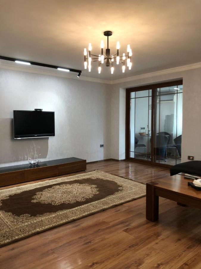 Stylish Apartments In The Heart Of The City! Tashkent Exterior foto